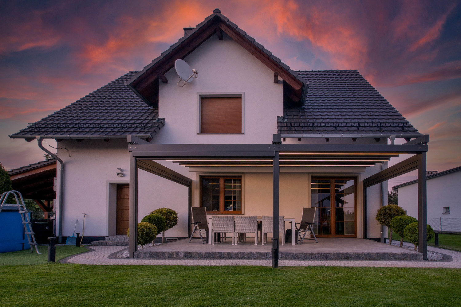 Pergola Solid