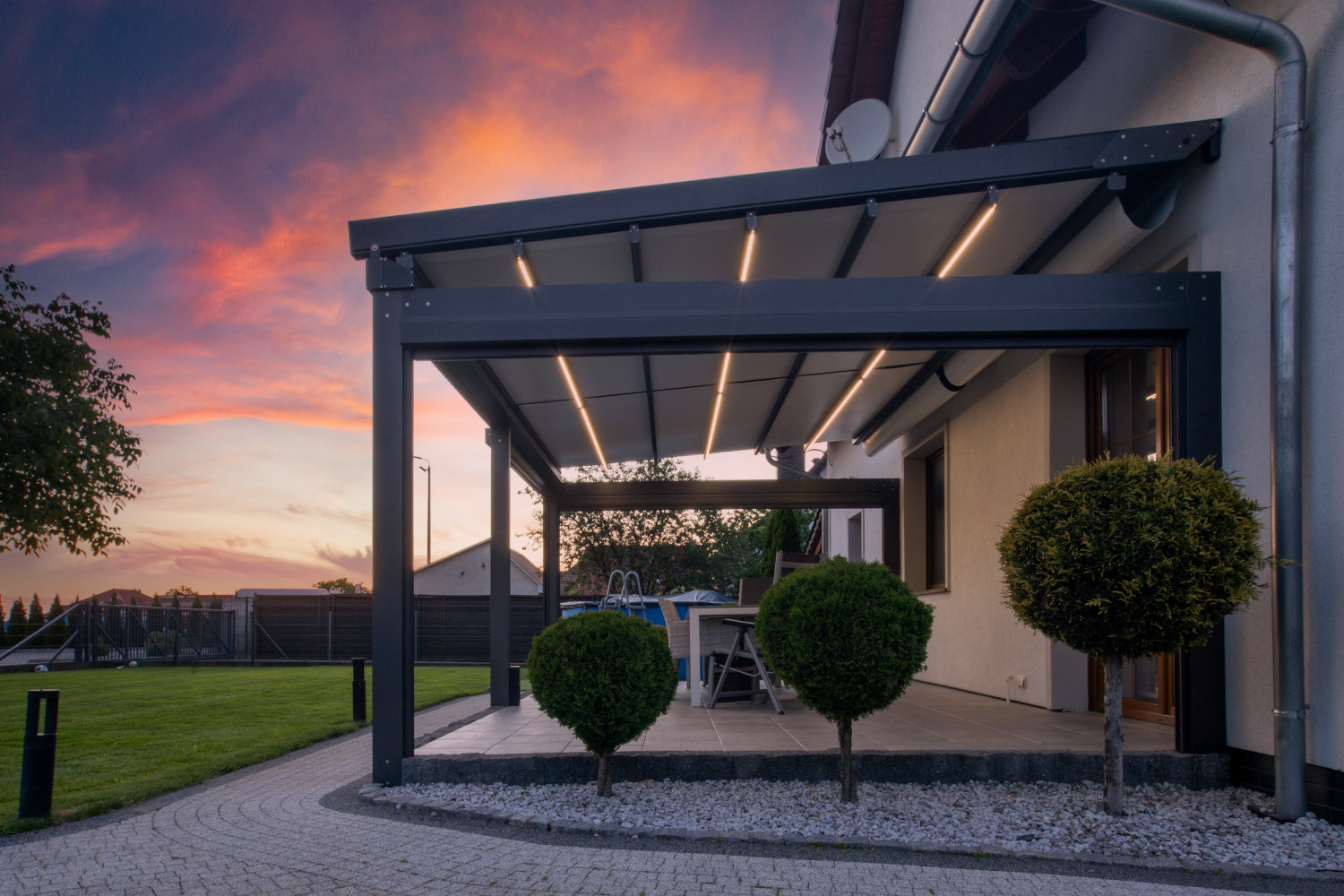 Pergola Solid
