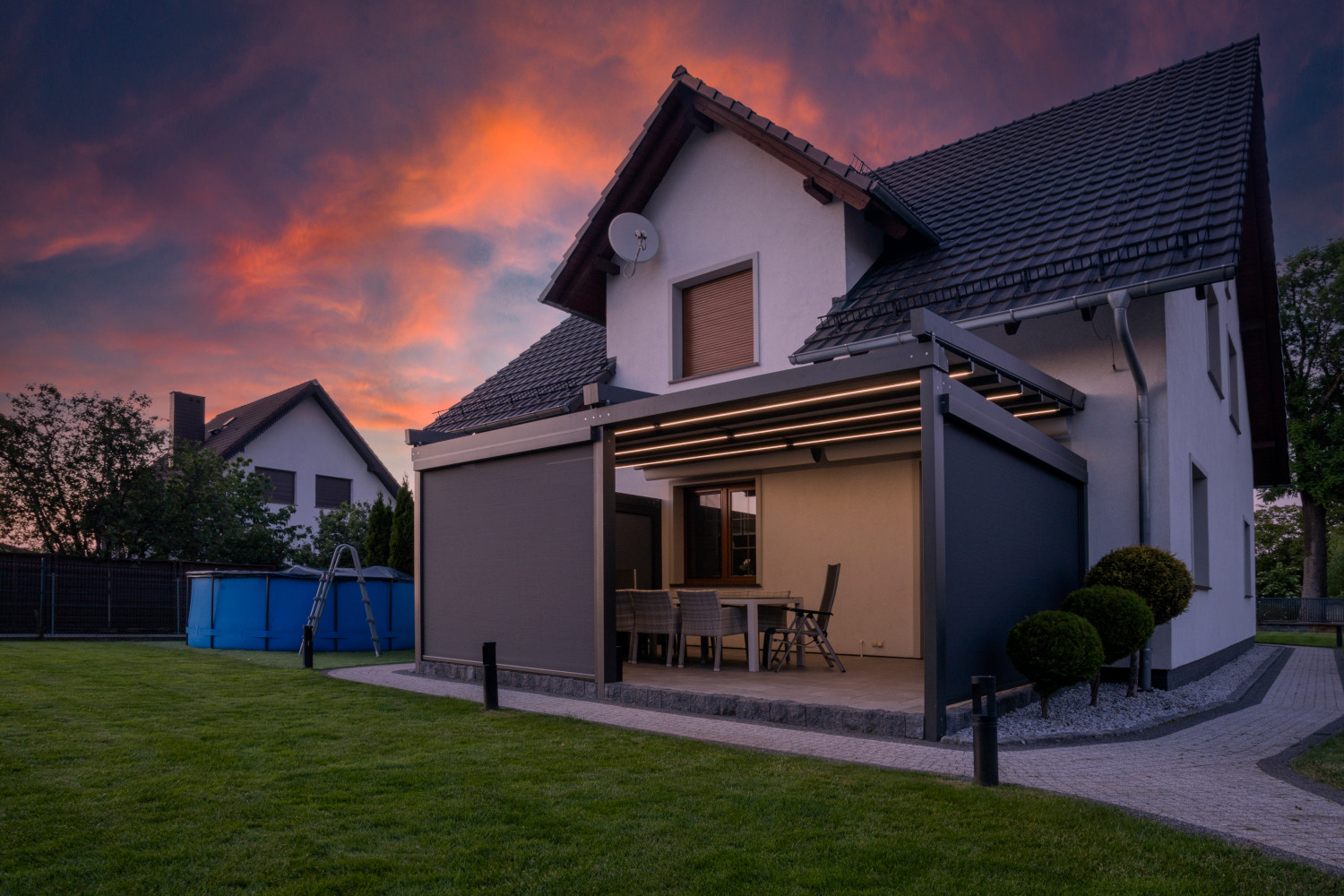 Pergola Solid