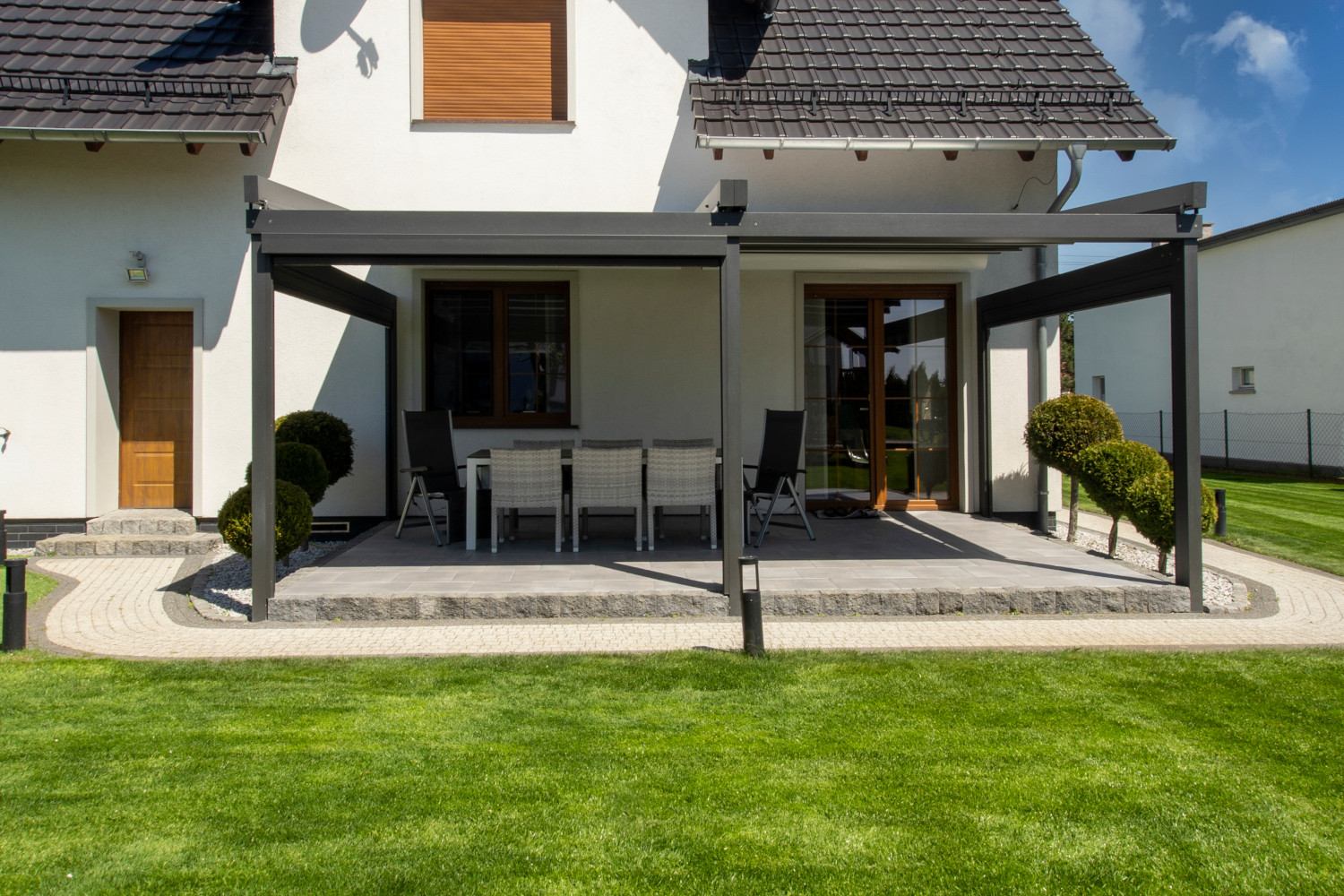 Pergola Solid
