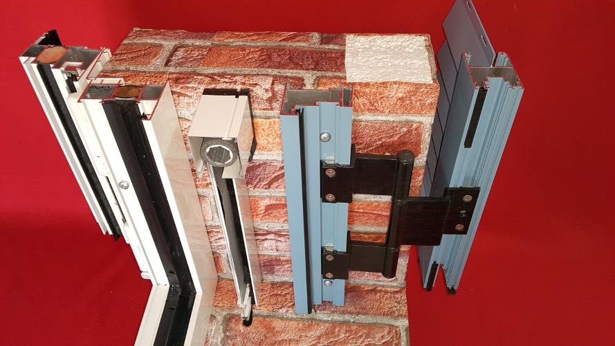 JVS Montaj obloane cu balamale