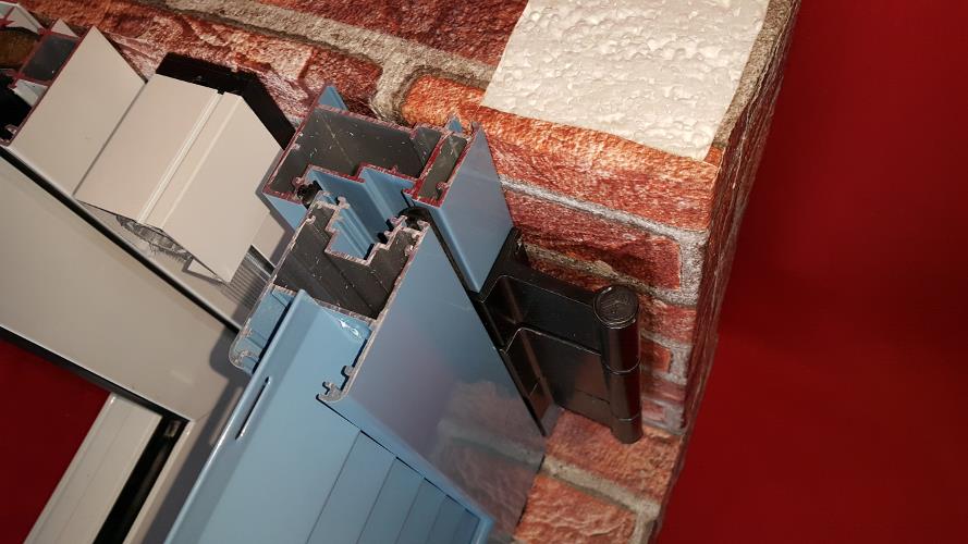 JVS Montaj obloane cu balamale